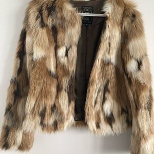 Faux fur Guess coat